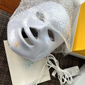 Luma LED Skin Therapy Mask - Never used